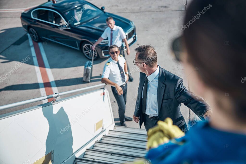 Chauffeured luxury transfer at the airport